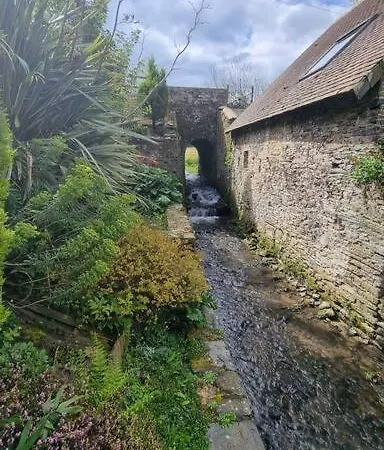Ancien Moulin Pres D'Un Ruisseau Vila Sallen Exterior foto